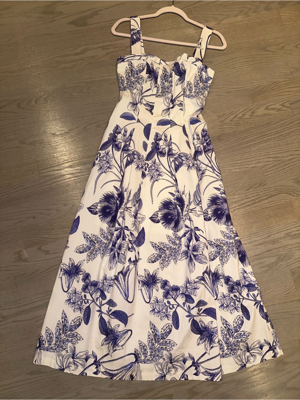 Avec Les Filles White  Dress with Blue Floral Print